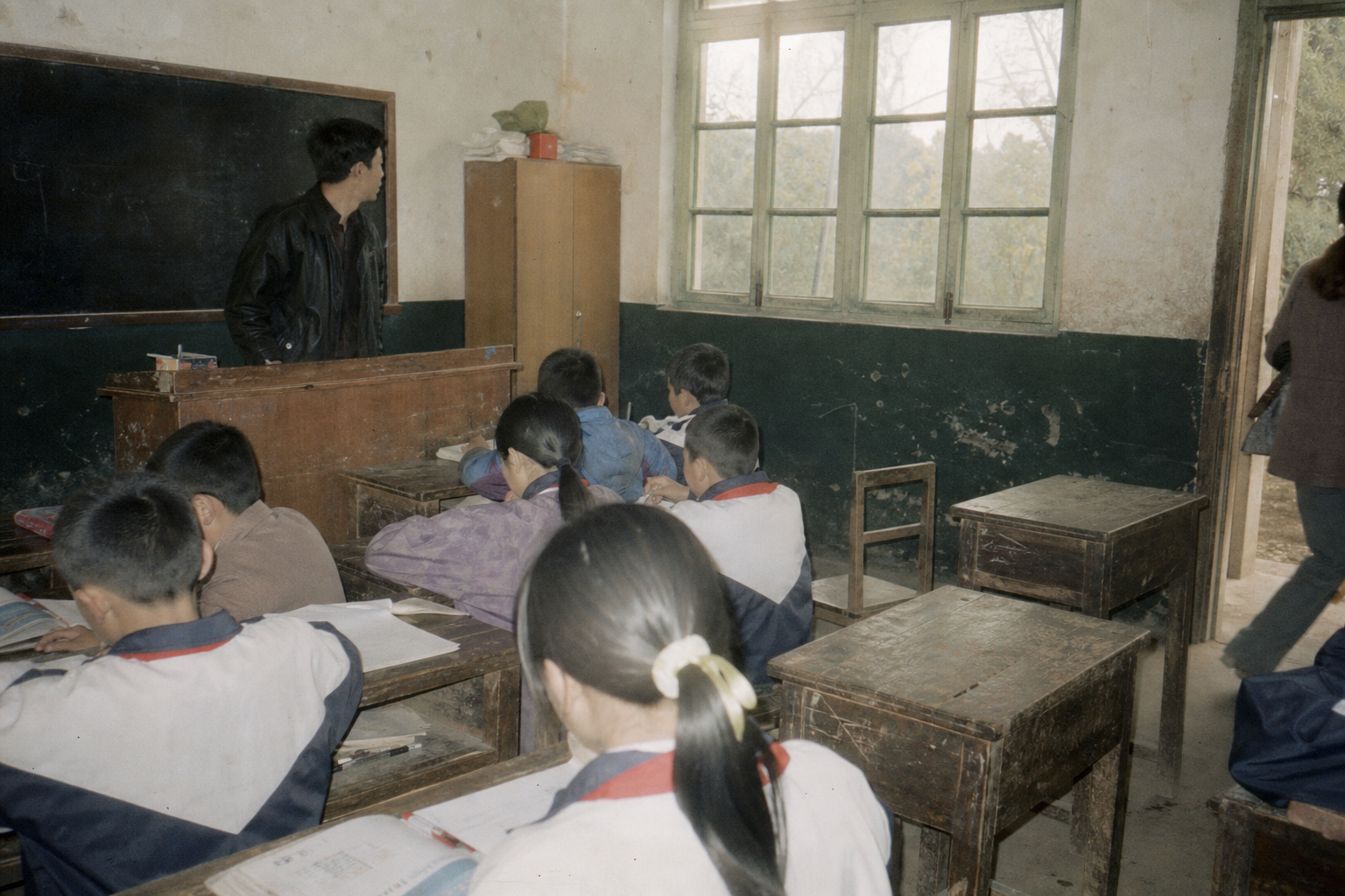 2001年河桥镇小学教室旧照